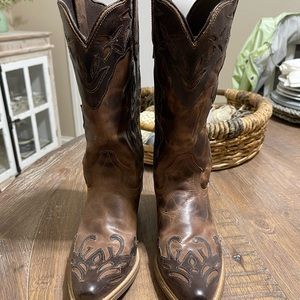 Rawhide brand cowboy boots, size 6.5